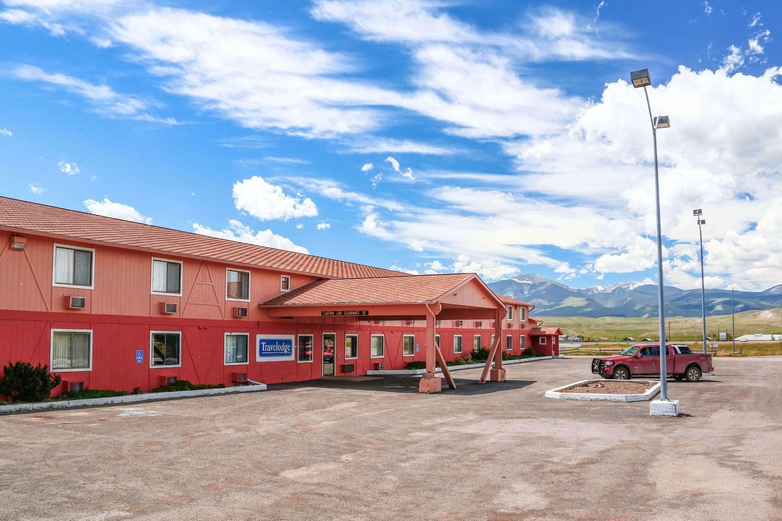 Travelodge By Wyndham Deer Lodge Montana Bagian luar foto