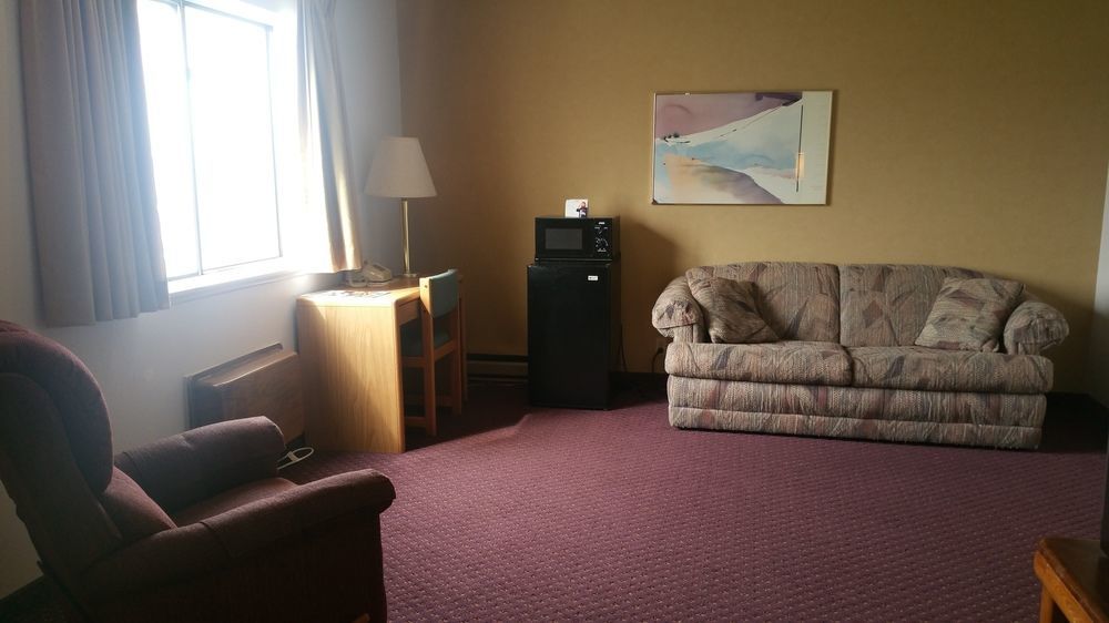 Travelodge By Wyndham Deer Lodge Montana Bagian luar foto