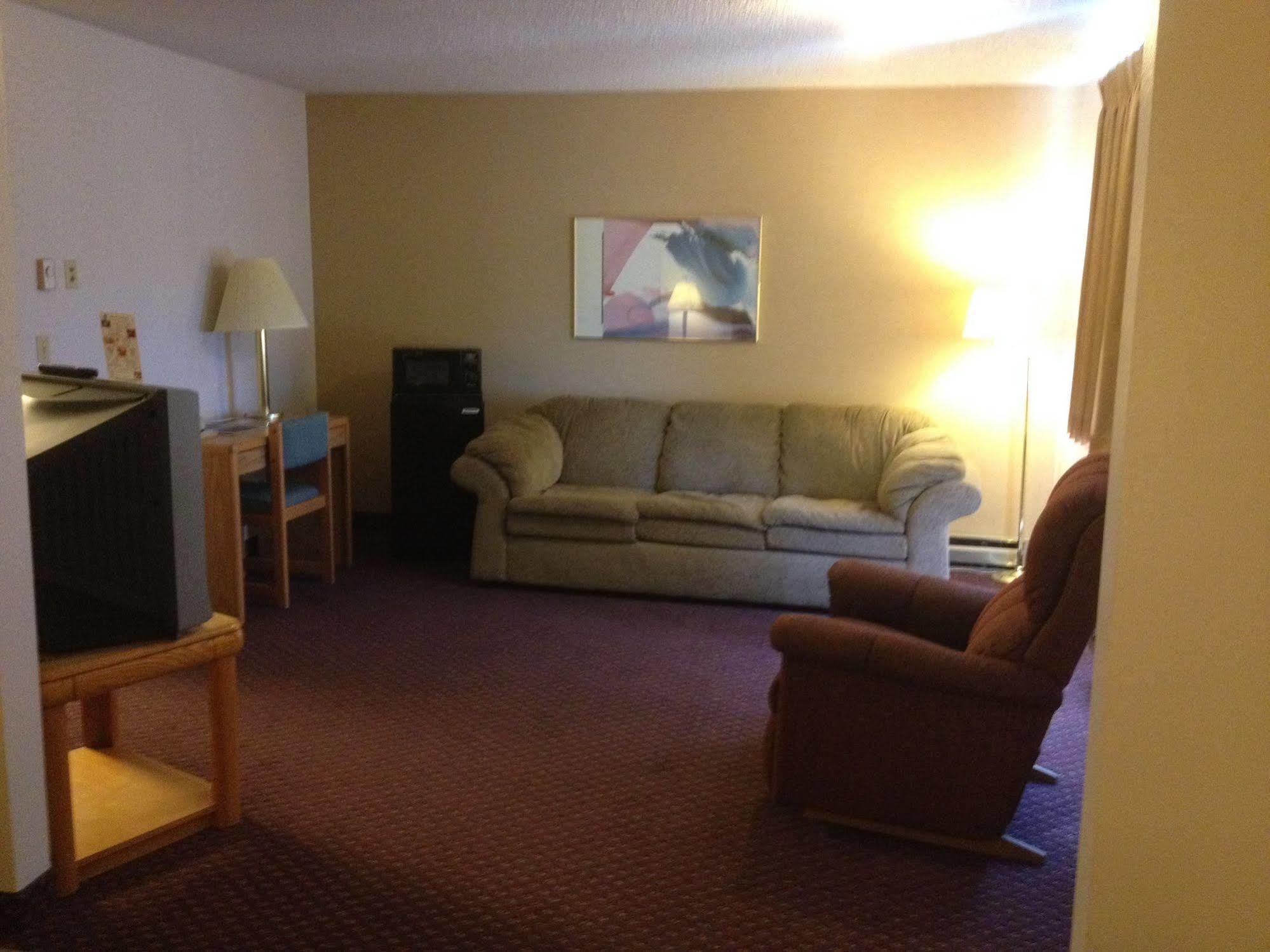 Travelodge By Wyndham Deer Lodge Montana Bagian luar foto