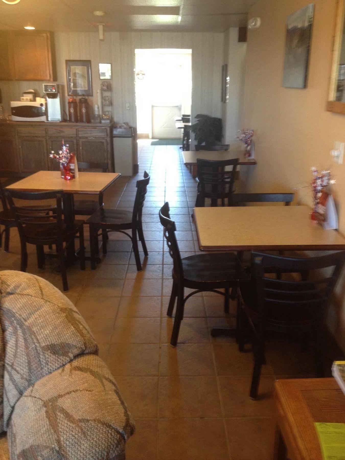 Travelodge By Wyndham Deer Lodge Montana Bagian luar foto