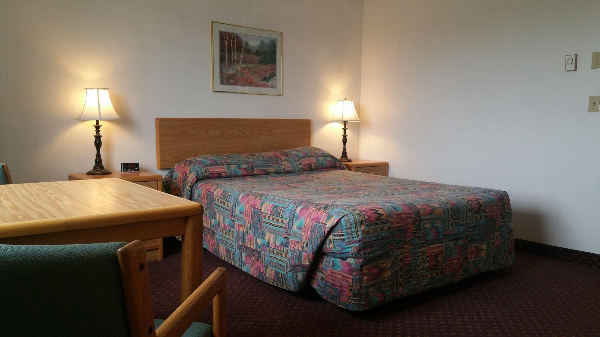 Travelodge By Wyndham Deer Lodge Montana Bagian luar foto